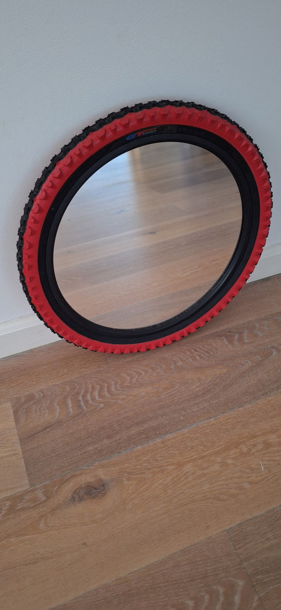 Image 1 of Vintage Jaren 90 IKEA Volda Fietsenband Spiegel