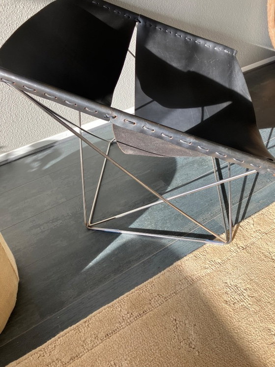 Image 1 of Artifort butterfly