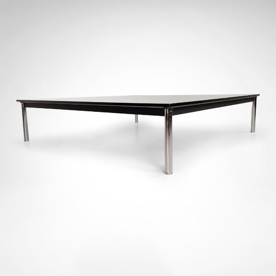 Mesa de centro LC10 de Le Corbusier, Pierre Jeanneret y Charlotte Perriand para Cassina, años 90 (photo 3 of 7)