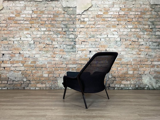 Vitra Slow Chair + Ottoman – Chairs and lounge chairs, Metal, Textile (photo 6 of 13)