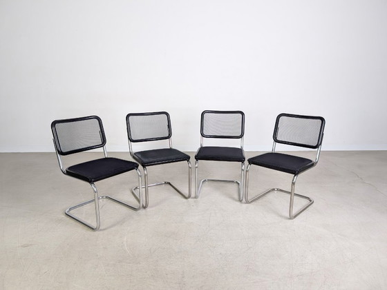 Image 1 of Originele set van 4 Thonet stoelen S32N mesh design cantilever