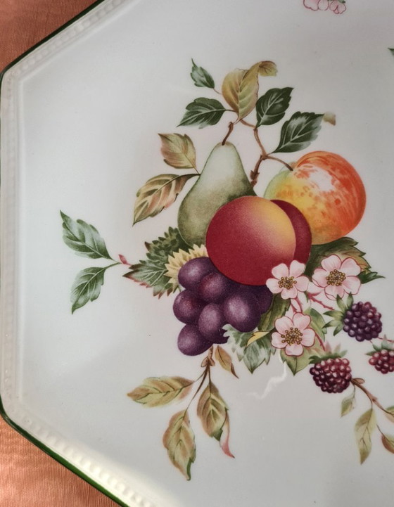 Image 1 of Servizio da tè e torta alla frutta fresca Johnson Brothers England con piatto da portata e petit four.