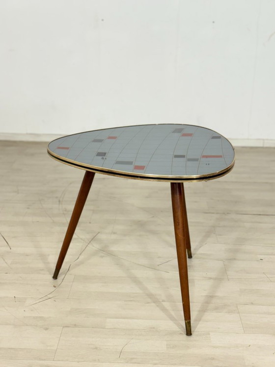 Image 1 of Fabulous vintage coffee table / living room table / kidney-shaped table / side table Mid-Century
