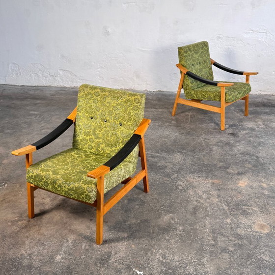 Image 1 of Een paar Hongaarse fauteuils uit het midden van de 20e eeuw van László Heczendorfer, 1977.