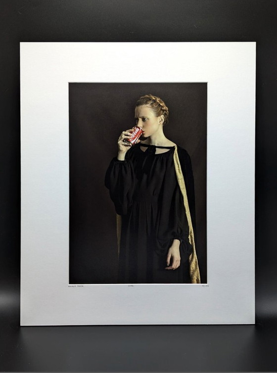 Romina Ressia – Coke | Fotografía Descatalogada Original YellowKorner – Paper (photo 2 of 5)
