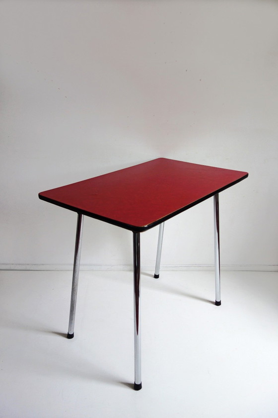 Image 1 of Mesa y 2 sillas de Formica, década de 1960.