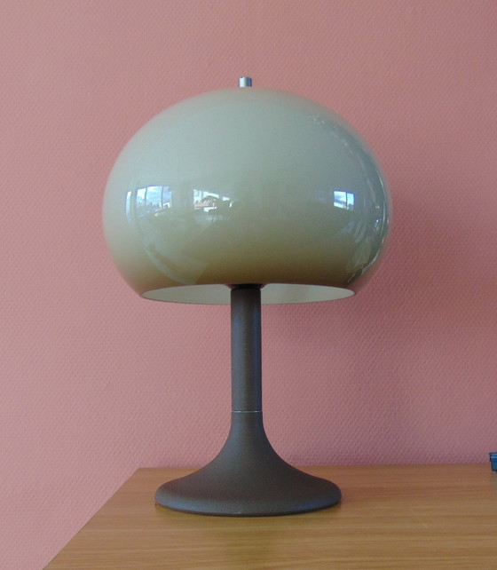 Image 1 of Lampe de table Rohm.