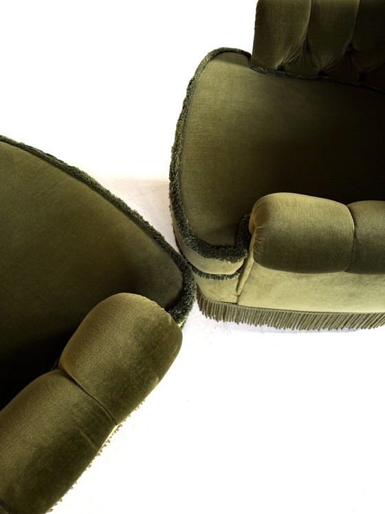 Image 1 of 2 fauteuils cocktail vintage en velours des années 60