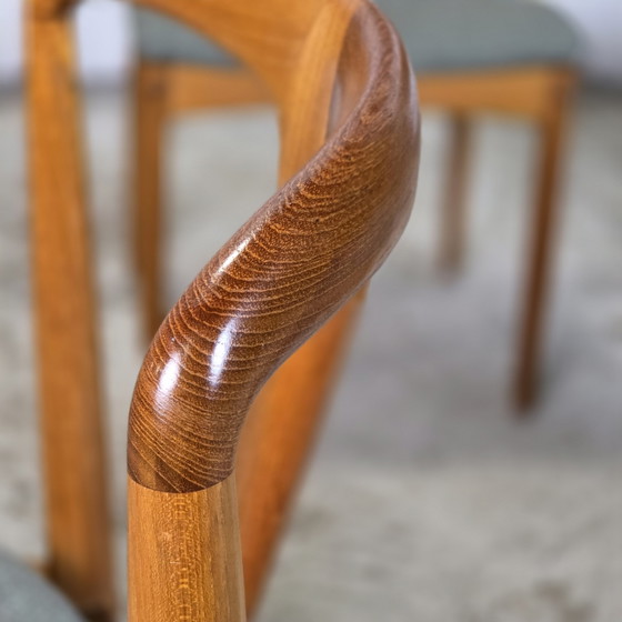 Image 1 of 5 Johannes Andersen 'Juliane' Vintage jaren 60 Deense stoelen