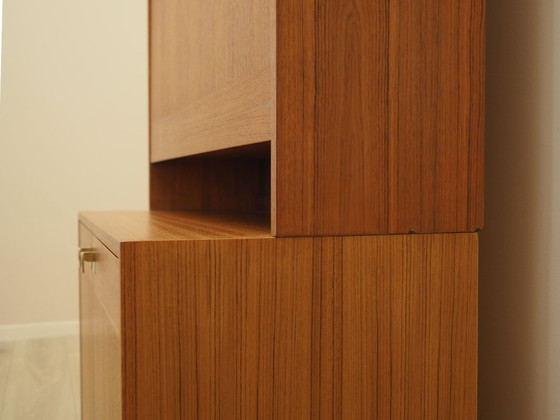 Estantería danesa de teca con mueble bar iluminado, estilo danés moderno de los años 70. – Librerías, Wood (photo 20 of 22)