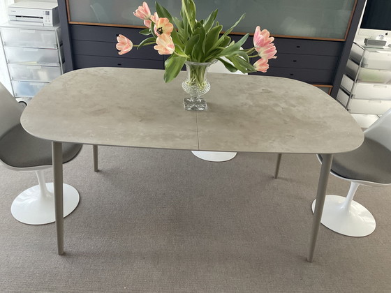 Image 1 of Kingston uitschuifbare eetkamertafel  van 160cm / 230 cm in Keramiek