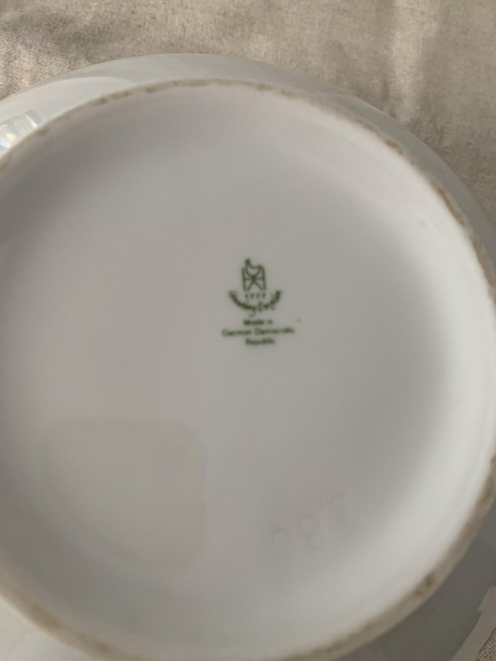 Henneberg Porcelain 1777 Dinner Set, 1960s, Set of 3 – Crockery, Vintage (photo 8 of 9)