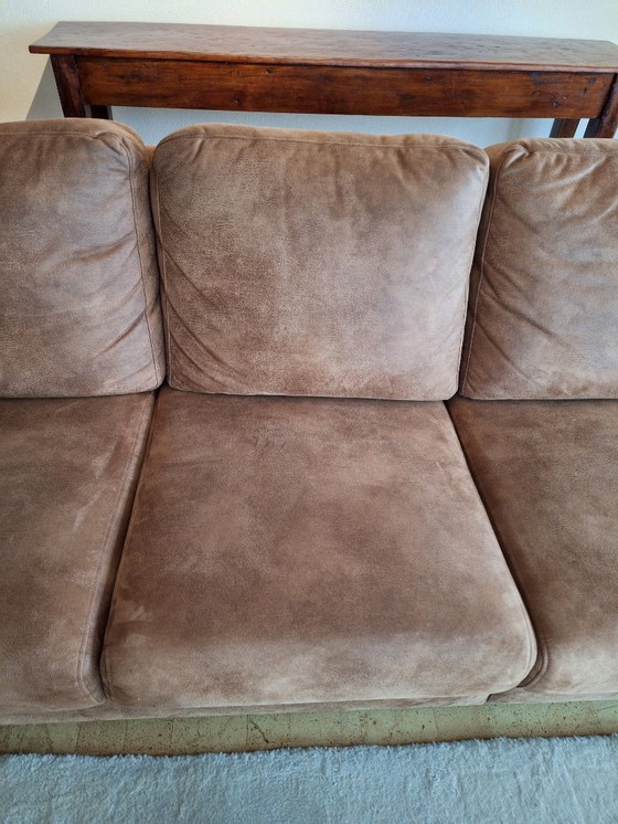 Image 1 of Wunderschönes großes 4-Sitzer-Sofa in Braun/Cognac