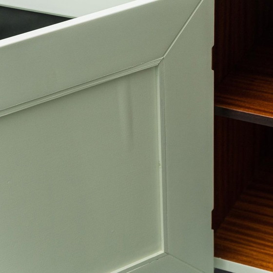 Image 1 of CREDENZA IN LEGNO CON INSERTI IN PELLE VERDE, MODERNARIATO VINTAGE ANNI '60