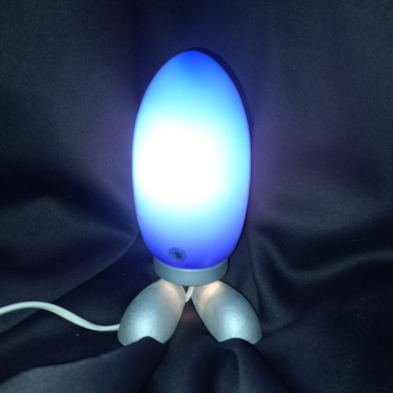 Image 1 of Lampada a forma di uovo di dinosauro Ikea &quot;Feet&quot; – Classico del design degli anni &#39;90