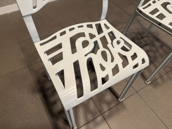 Artifort | Jeremy Harvey | Hello There Chair | White metal | 2 pieces – Dining chairs (photo 9 of 11)