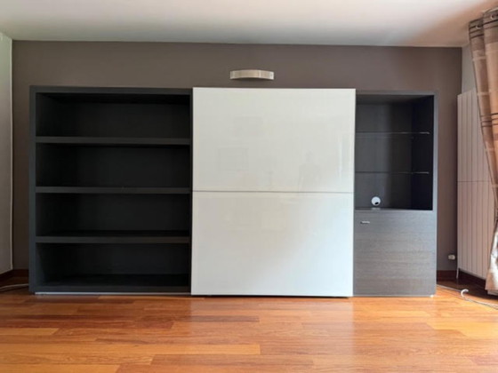 Image 1 of Pink Line TV Library