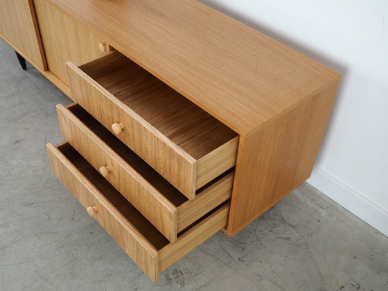 Image 1 of Credenza in rovere, design scandinavo