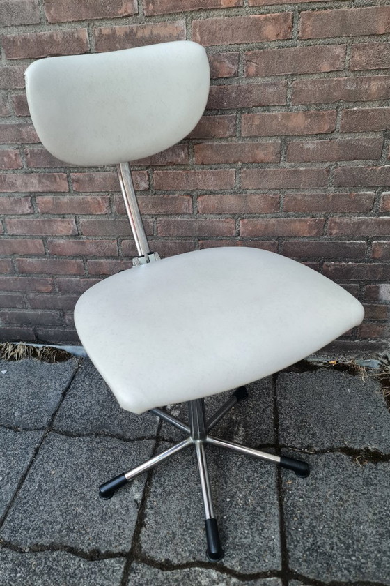 Bürostuhl von De Wit Brothers, drehbar, 1960er/70er Jahre – Gebroeders de Wit, Bürostühle, Metal, Chrome (photo 9 of 14)
