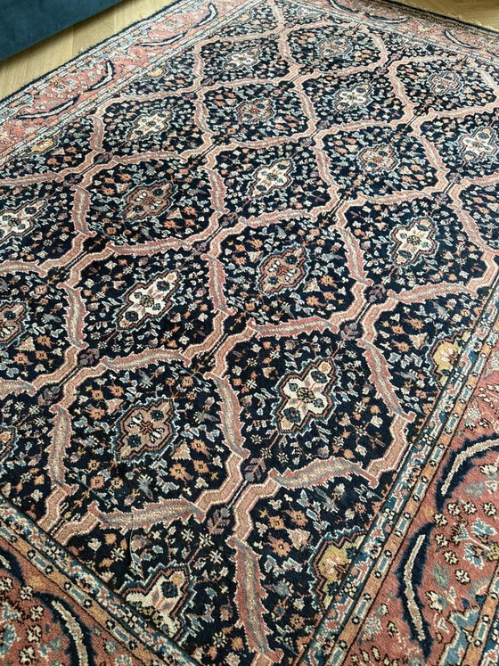 Image 1 of Orientalischer Teppich mit Muster