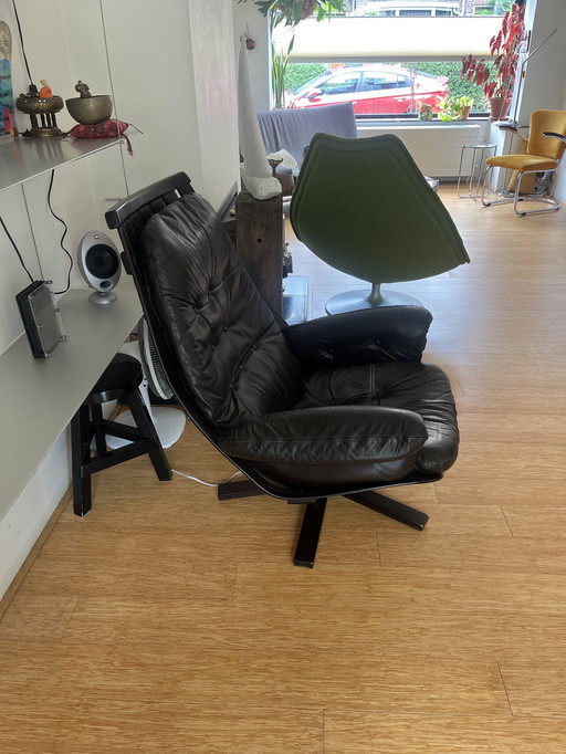Hans Brattrud fauteuil pivotant Hove Mobler