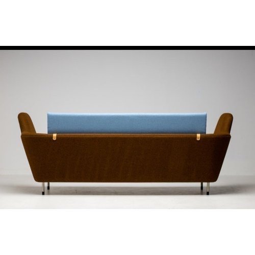 Image 1 of Divano Finn Juhl 57