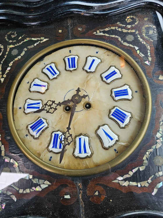 Oeil de boeuf clock / French 19th Century / Napoleon III Inlay Wall Clock (photo 3 of 11)