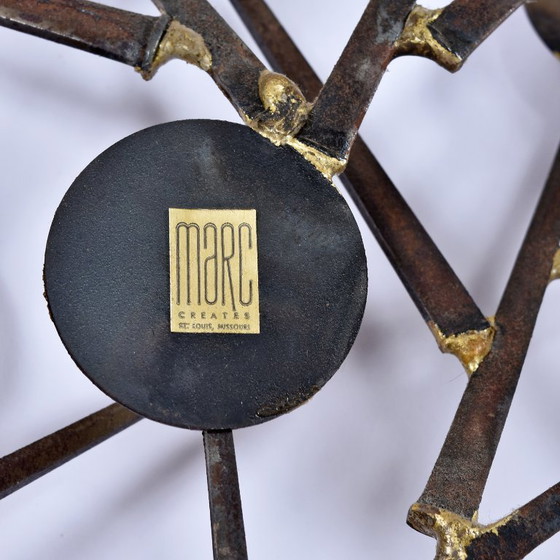 Image 1 of Marc kreiert brutalistische Fackelschnitt-Metall-Nagelbaum-Skulptur