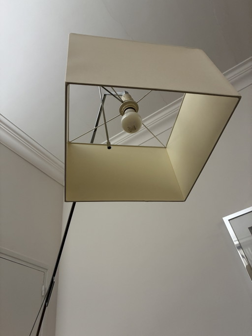 Cinna floor lamp in wood, chrome and fabric