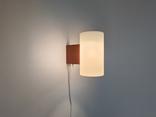 Luxus-Wandleuchte der Designer Uno & Östen Kristiansson aus den 1960er Jahren