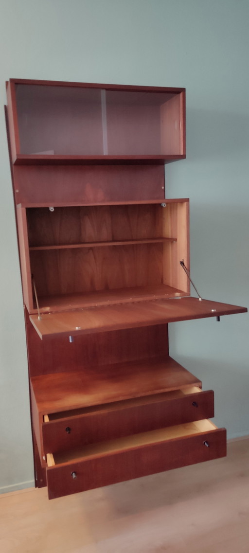 Skandinavischer Vintage-Wandschrank