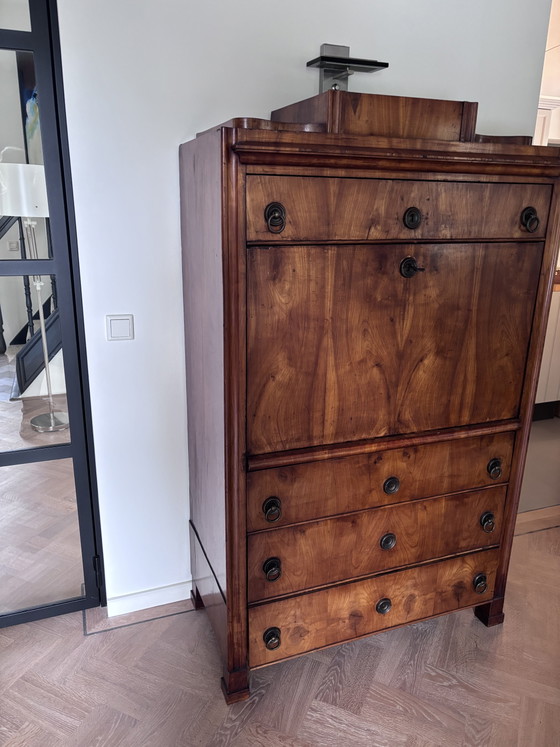 Escritorio secreter de madera de cerezo de 1830. – Metal, Wood (photo 13 of 14)
