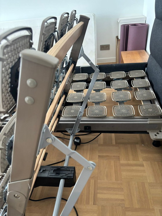 Image 1 of Elektrischer Tempur-Lattenrost + Bettgestell