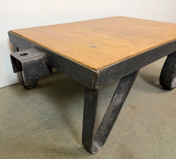 Carrello Tavolino da Caffè Industriale Nero, Anni '60 – Tavolini da caffè, Ferro (photo 5 of 16)