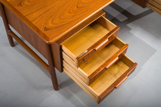 Image 1 of Scrivania modello 75 in teak di Omann Jun Møbelfabrik, anni '60