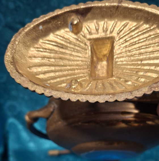 Image 1 of Lampe à huile décorative Art nouveau en bronze – vers 1900 – à motifs animaliers sculptés