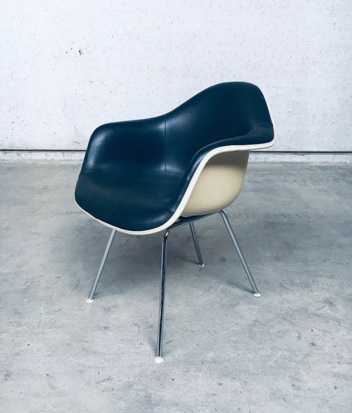 Poltrona DAX in pelle nera di metà secolo di Charles e Ray Eames per Herman Miller, anni '60