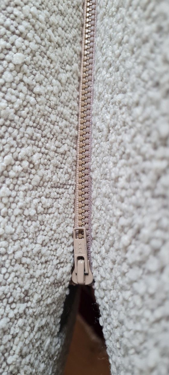 Image 1 of Leolux 4 seater sofa with corner