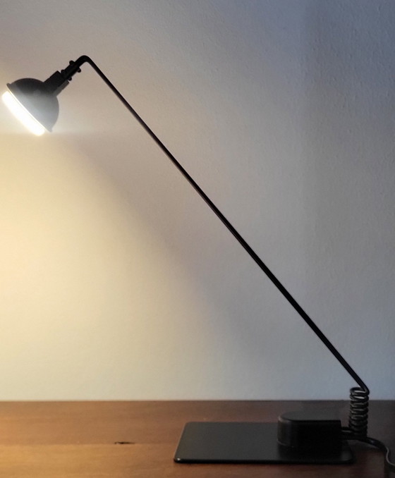 Image 1 of Lampada da tavolo o da scrivania HEMA minimalista