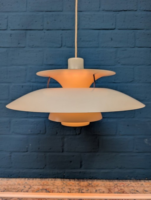 Lampada vintage PH5, Louis Poulsen, design danese