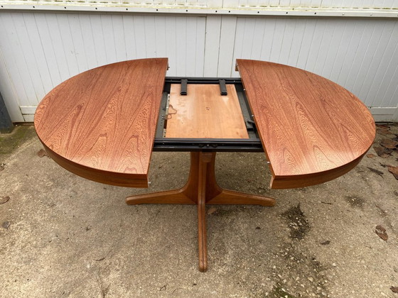 Image 1 of Scandinavian extendable round teak table, 115cm diameter, 152cm length, an70