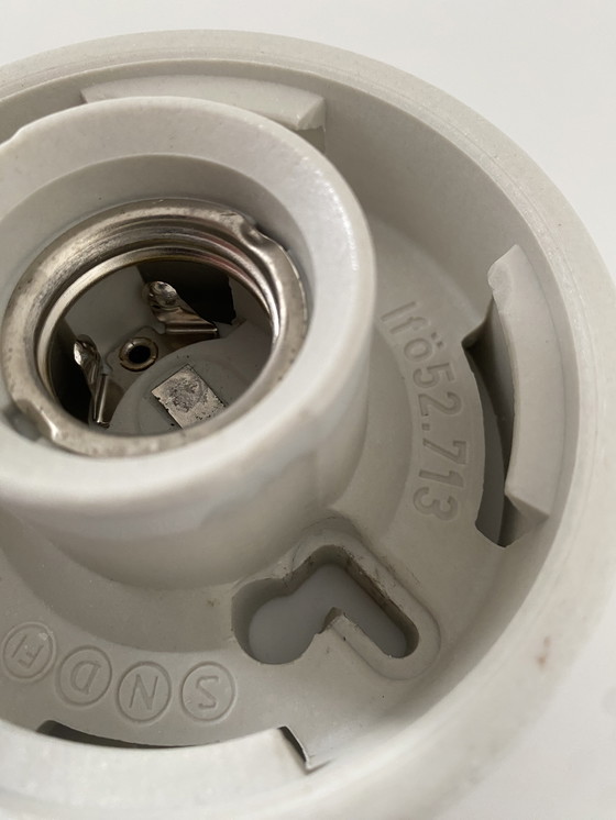 Image 1 of Ifö Elektrische Klassische Kugelkugellampe - Porzellan-Deckenleuchte im Bauhaus-Stil.