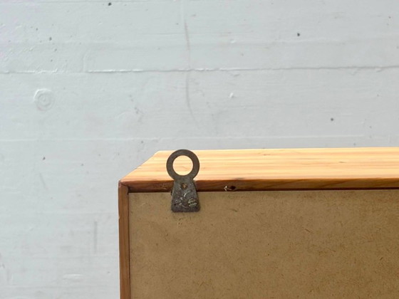 Armario de pared de mediados de siglo con puertas correderas rojas, década de 1960. – Armarios de pared, Wood (photo 6 of 10)