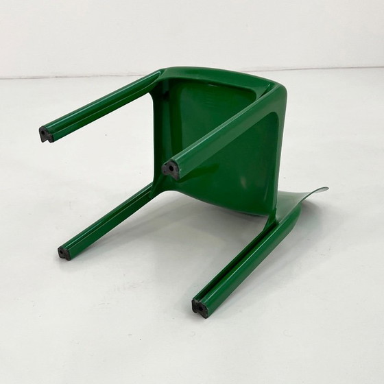 Grüner Selene Stuhl von Vico Magistretti für Artemide, 1970er – Esszimmerstühle, Plastic (photo 11 of 12)