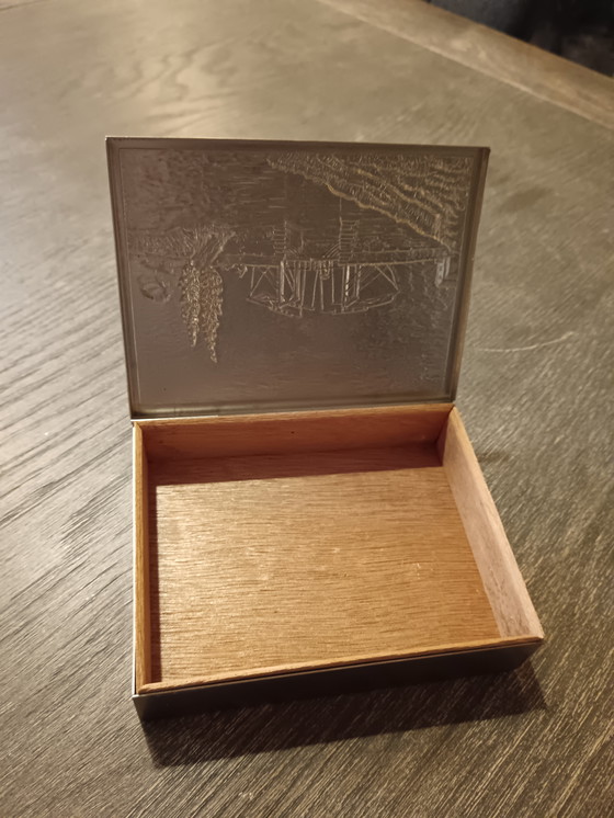 Image 1 of Vintage tobacco pouch from the 1950s and 1960s, Netherlands