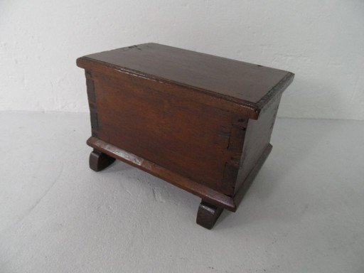 Scatola portadocumenti antica