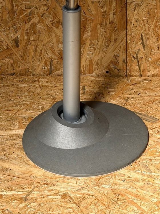 Image 1 of Muvman Steh-Sitz-Arbeitshocker Schwarz/Grau