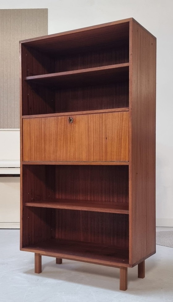 Image 1 of Mid Century highboard