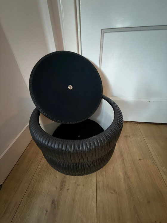 Image 1 of Vintage poef skai leer space age