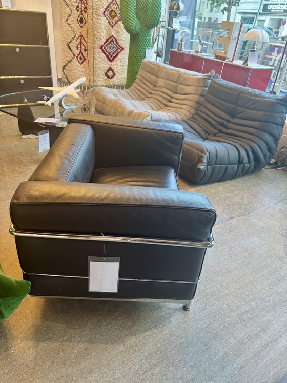 Image 1 of Lc3 Cassina reader black